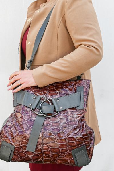 BORSA VIOLA IN PELLE